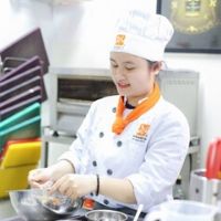 Chị Ngọc Hân, đầu bếp